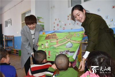 伽師縣 援疆企業獻愛心 助幼兒快樂學習 教學演示用品送達校園